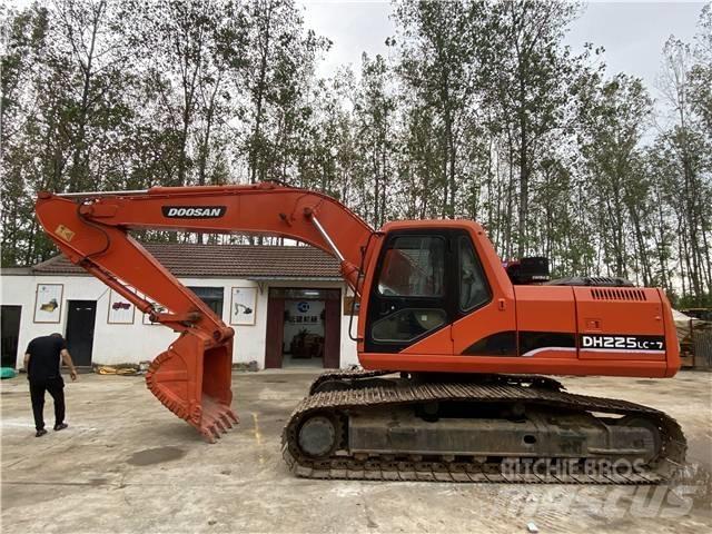 Doosan DH225LC-7 Pásové rýpadlá