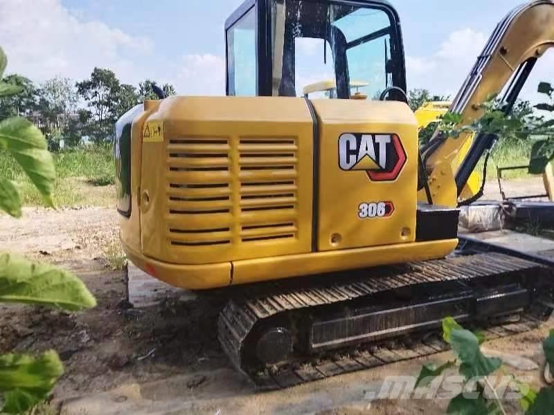 CAT 306 Mini rýpadlá < 7t