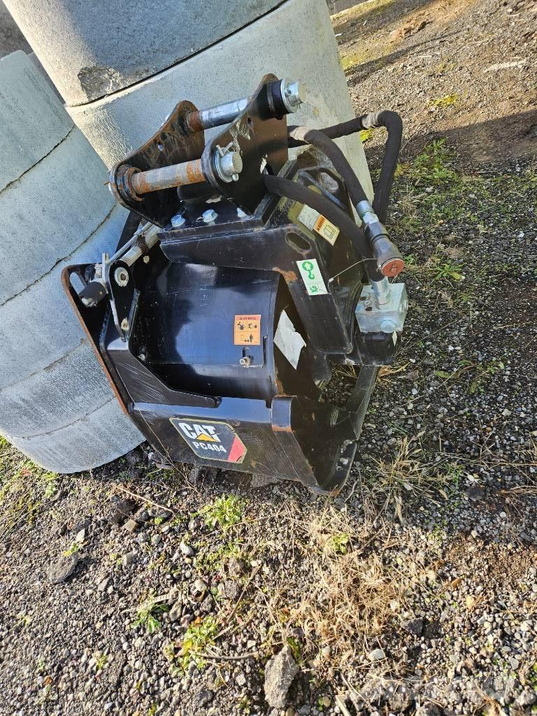 CAT PC 404 Cestné frézy