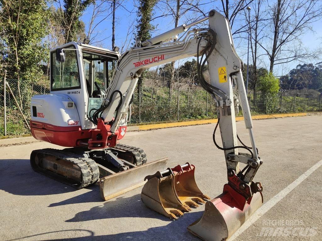Takeuchi TB 230 Mini rýpadlá < 7t