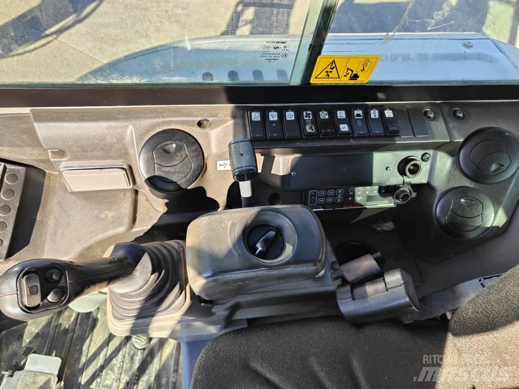 Takeuchi TB 230 Mini rýpadlá < 7t