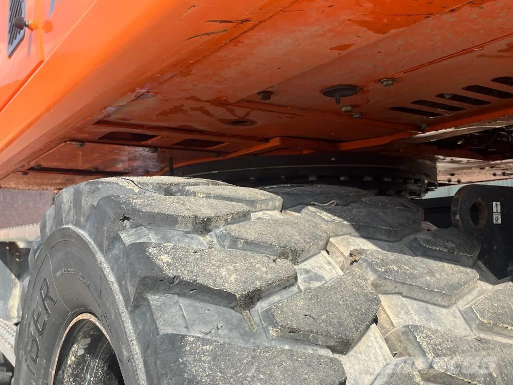Doosan DX 160 W-3 Kolesové rýpadlá