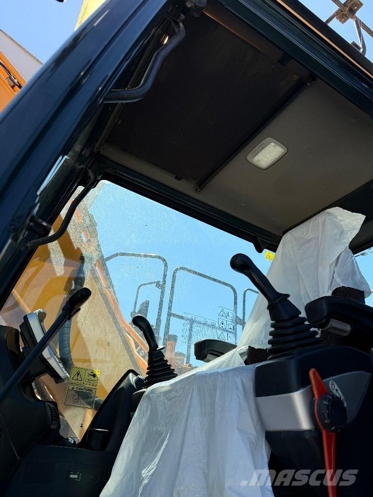 Hyundai HX 160 L Pásové rýpadlá