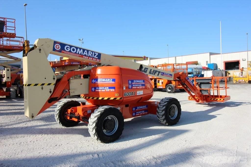 JLG 600 AJ Kĺbové plošiny