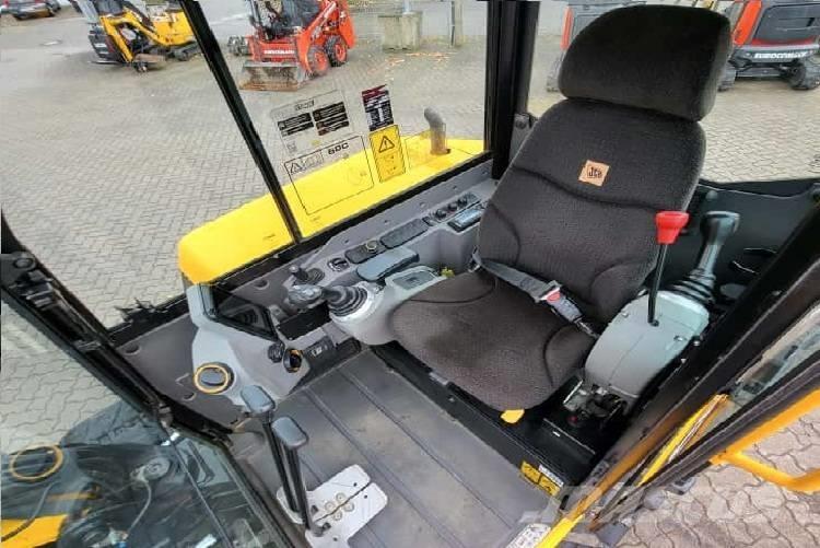JCB 60 C-2 Mini rýpadlá < 7t