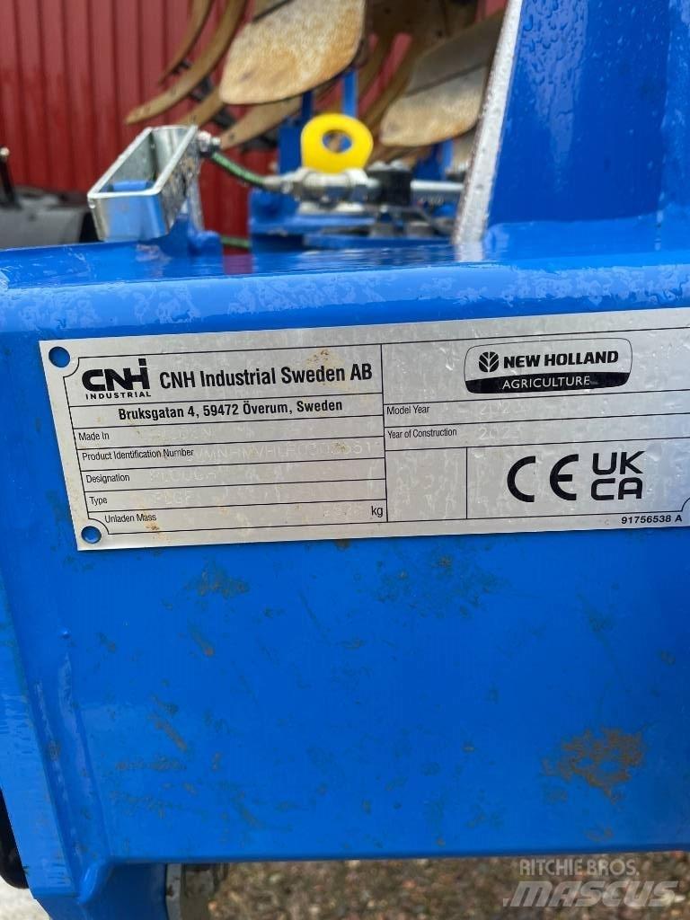 New Holland PHV4875H Dvojstranné pluhy