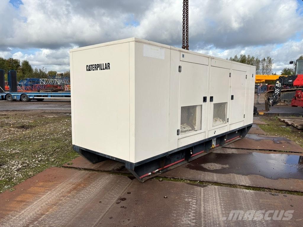 CAT 350 KVA Naftové generátory