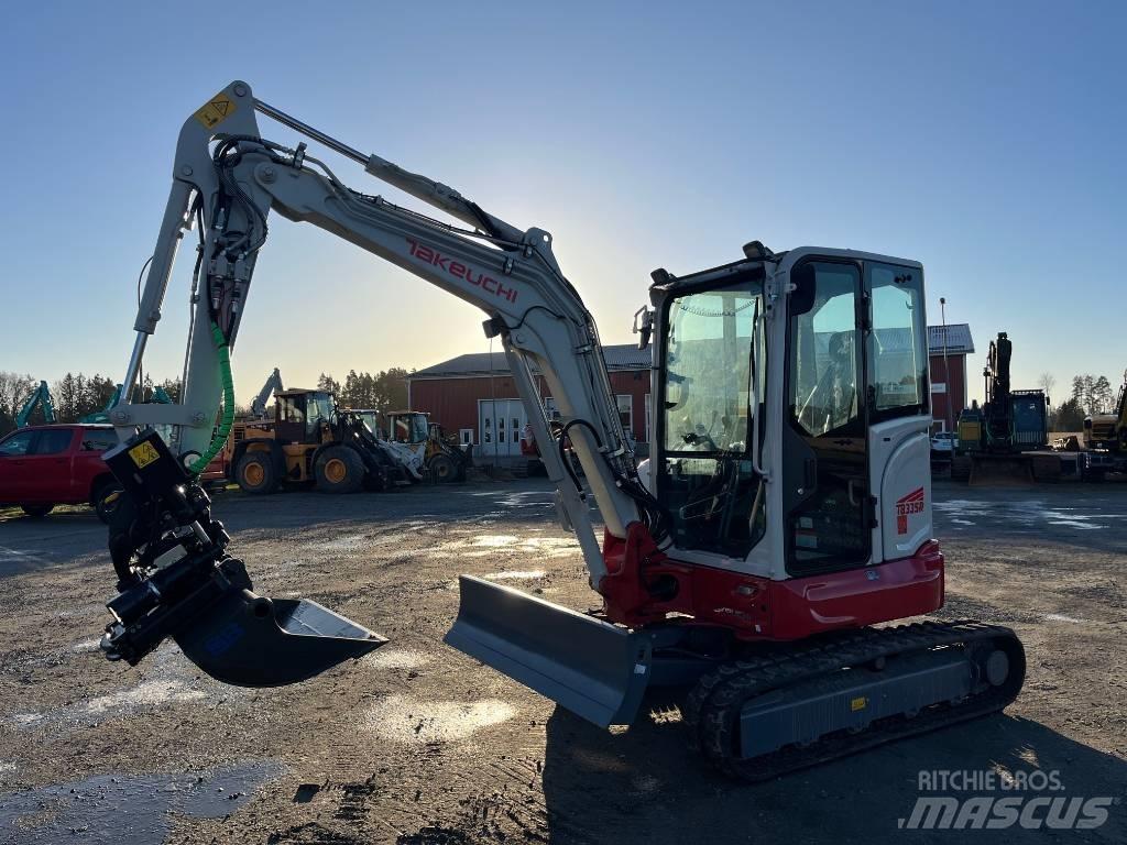 Takeuchi TB 335 R Mini rýpadlá < 7t