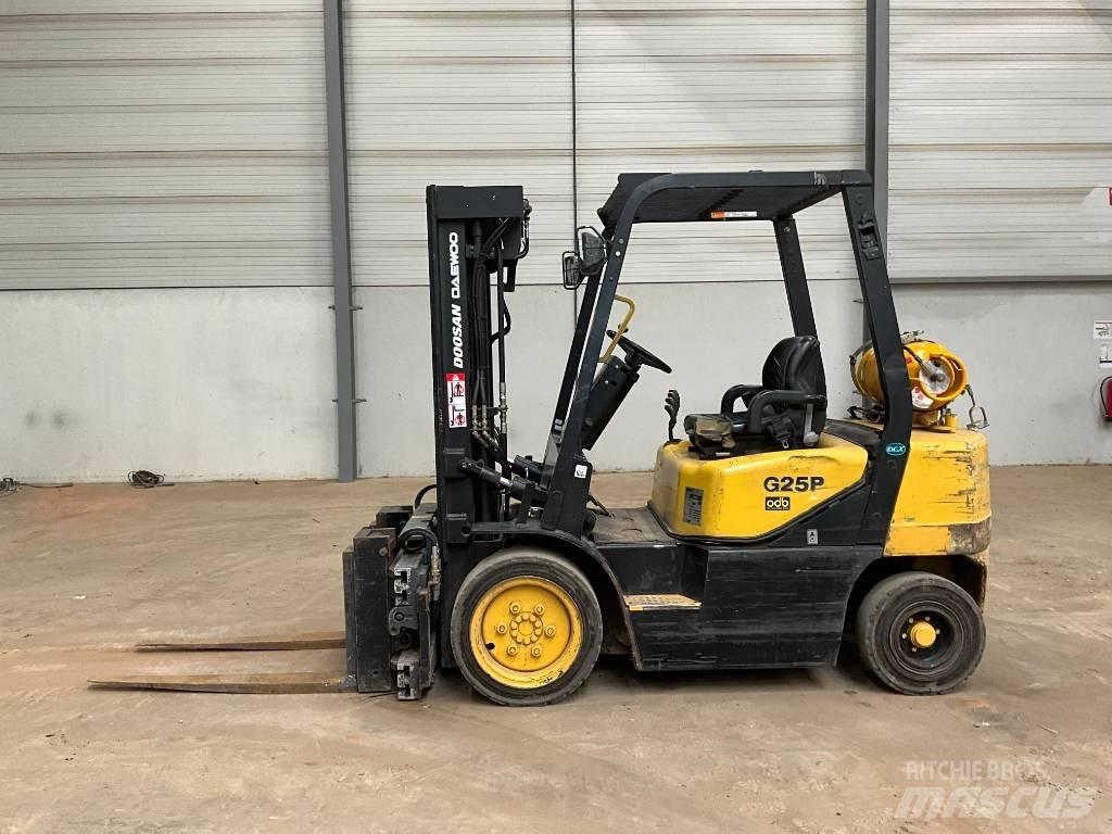 Doosan G 25 P-3 LPG vozíky