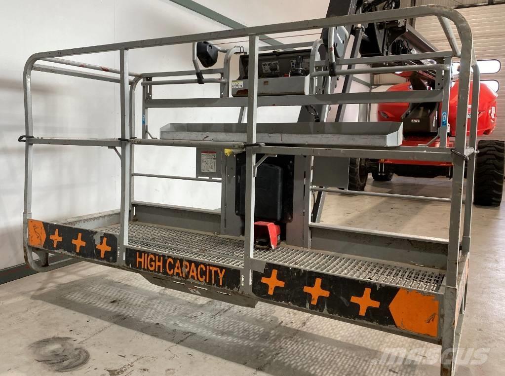 Manitou 220 TJ Teleskopické plošiny