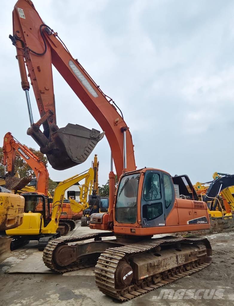 Doosan DX 300 LC Pásové rýpadlá