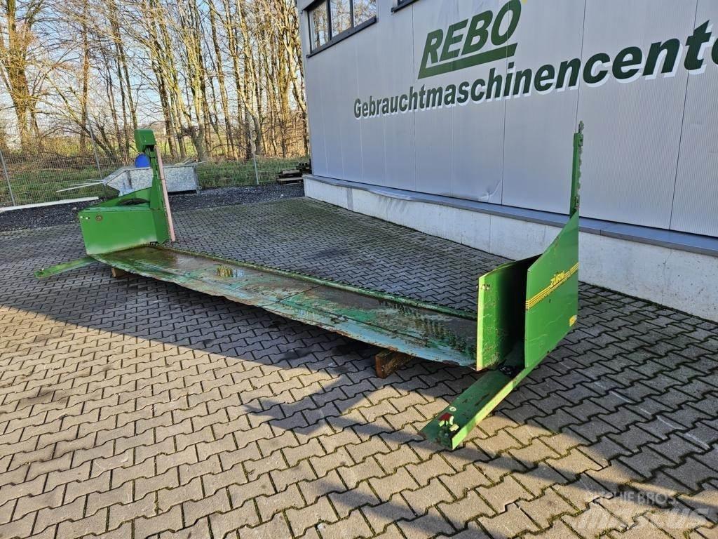 Zürn PROFI JD 800 Príslušenstvo a náhradné diely ku kombajnom