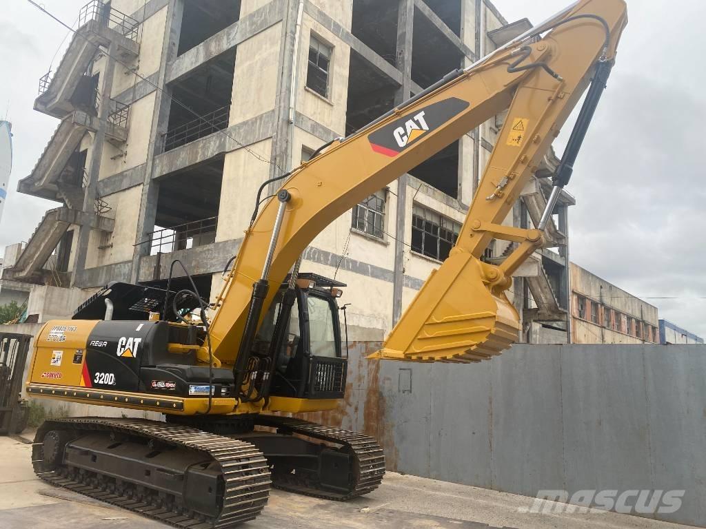 CAT 320 D Pásové rýpadlá