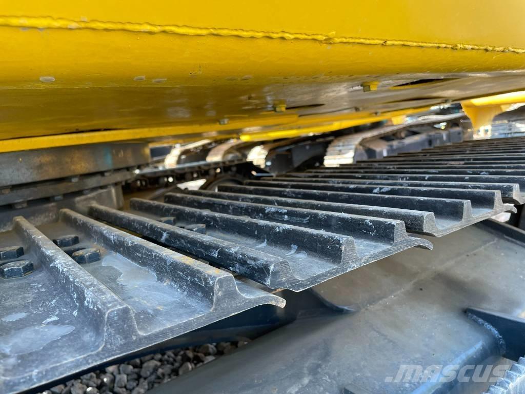 Komatsu 130-7 Pásové rýpadlá