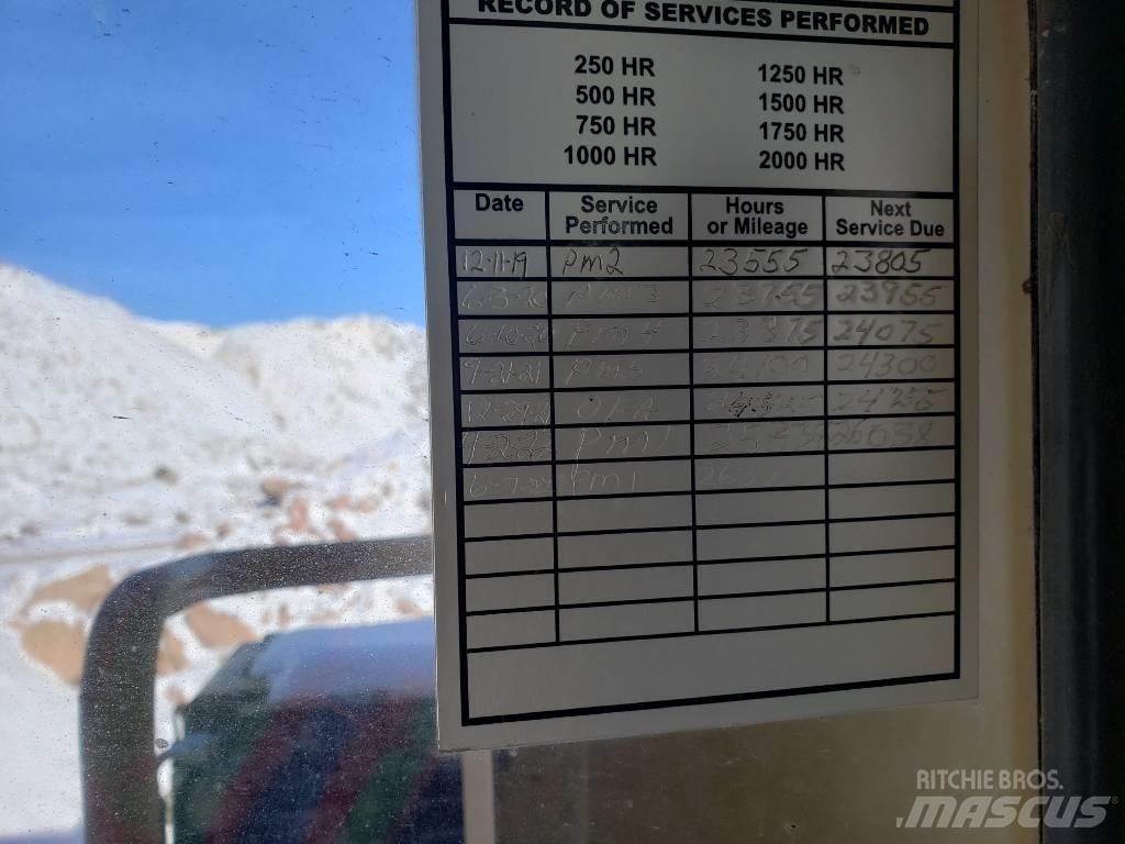 CAT D10R Pásové dozéry