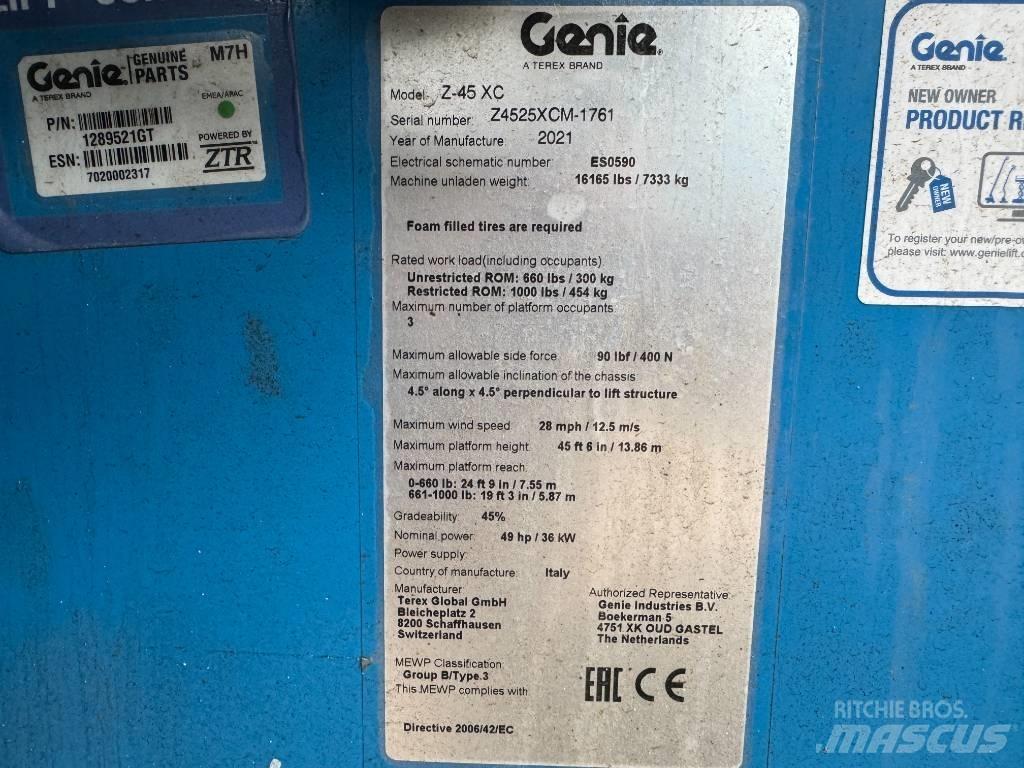 Genie Z 45/25 XC Kĺbové plošiny