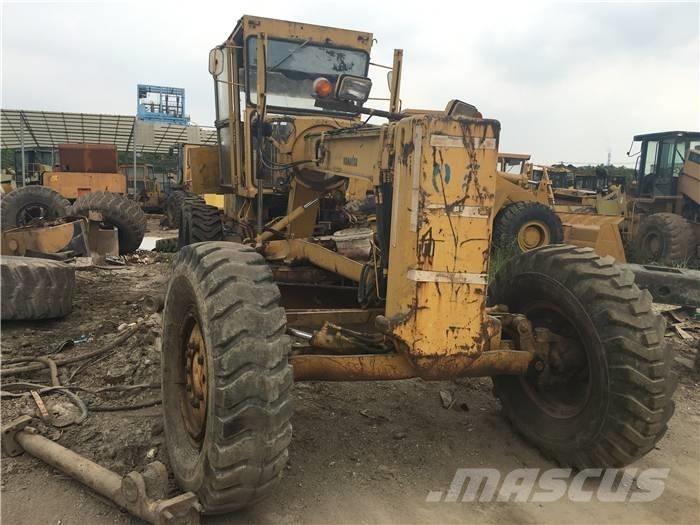 Komatsu GD 511 Grejdery