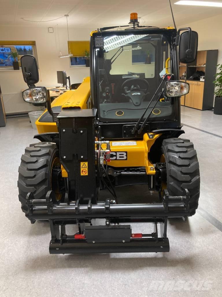 JCB 514-40 Teleskopické manipulátory