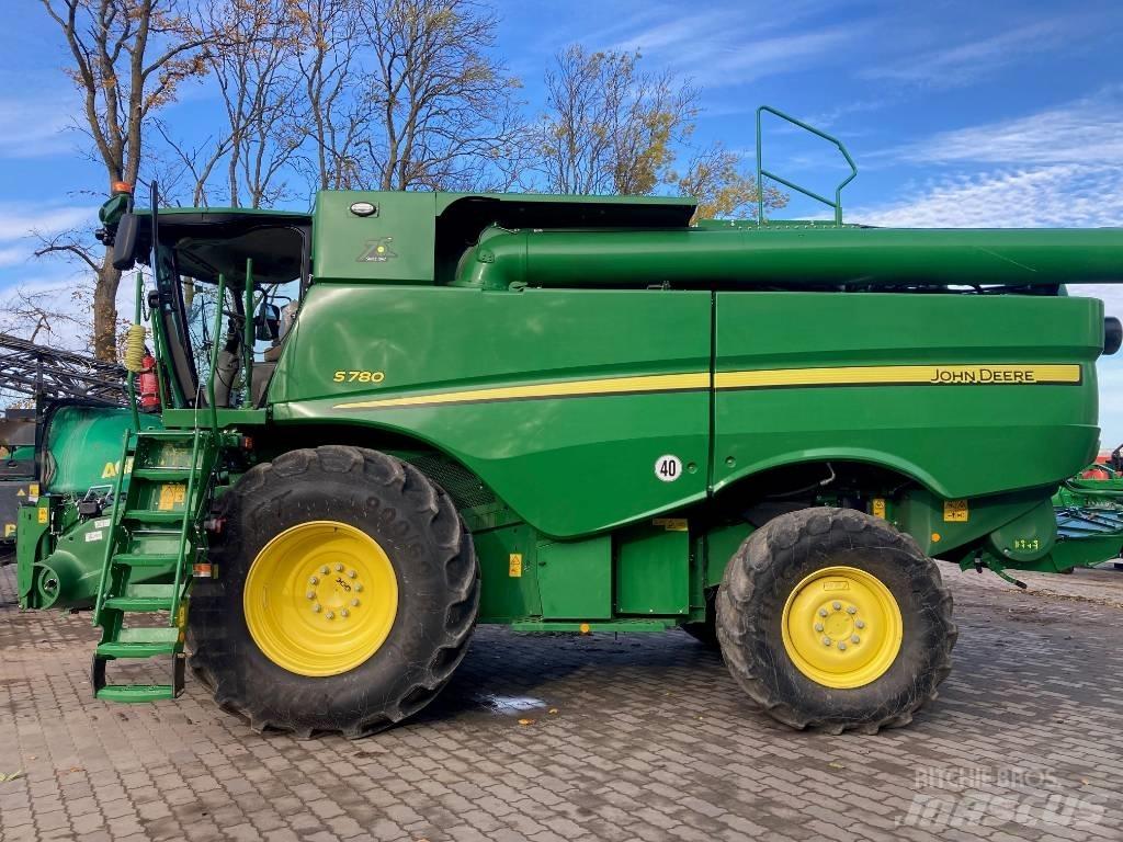 John Deere S 780 Kombinované zberacie stroje