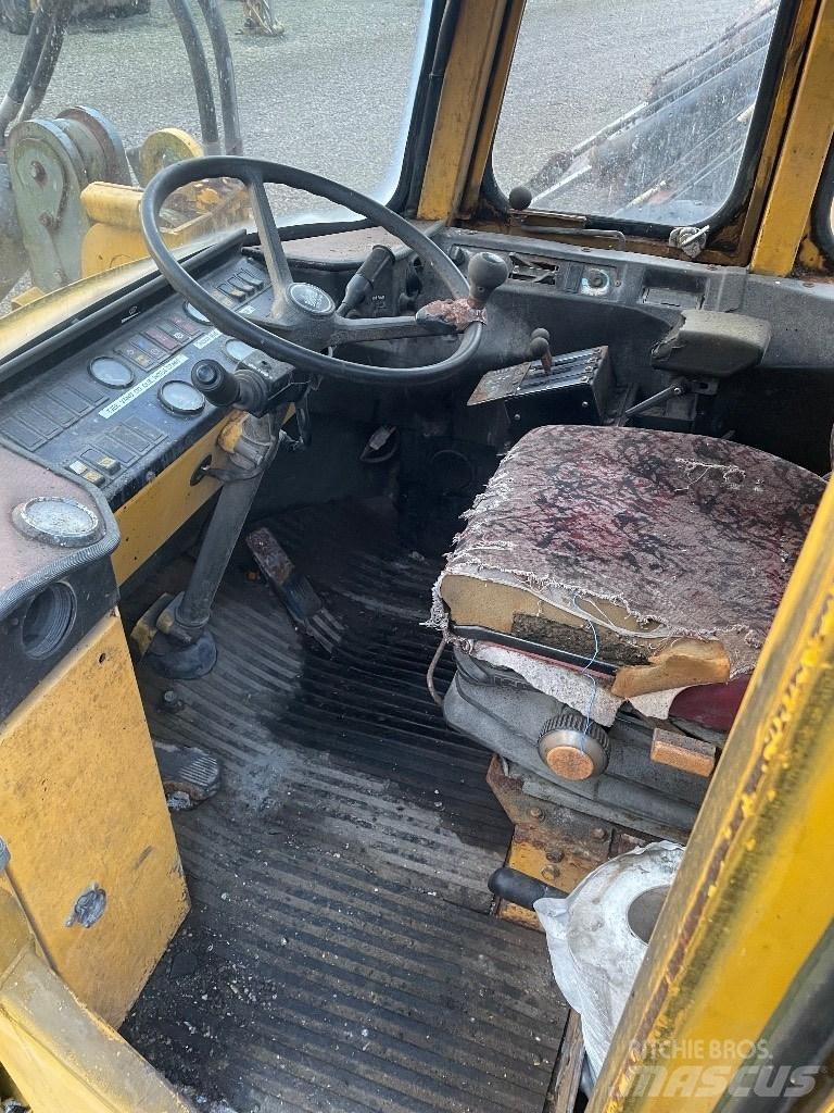 Volvo L90 Kolesové nakladače