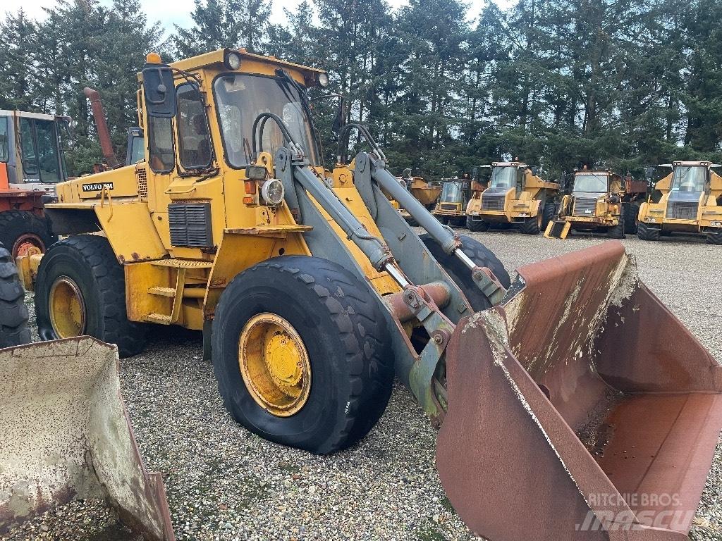 Volvo L90 Kolesové nakladače