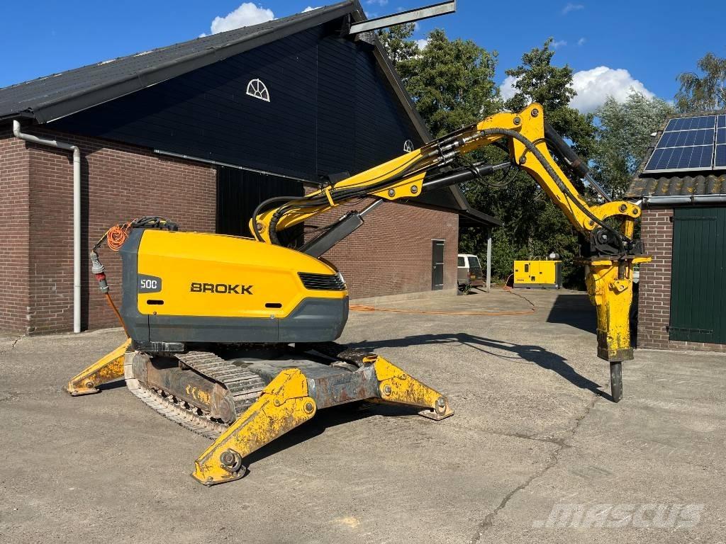 Brokk 500 Špeciálne bagre