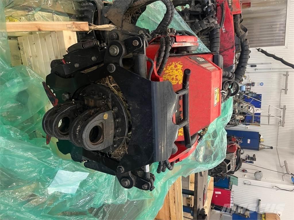 Komatsu C93 Žatevné hlavy