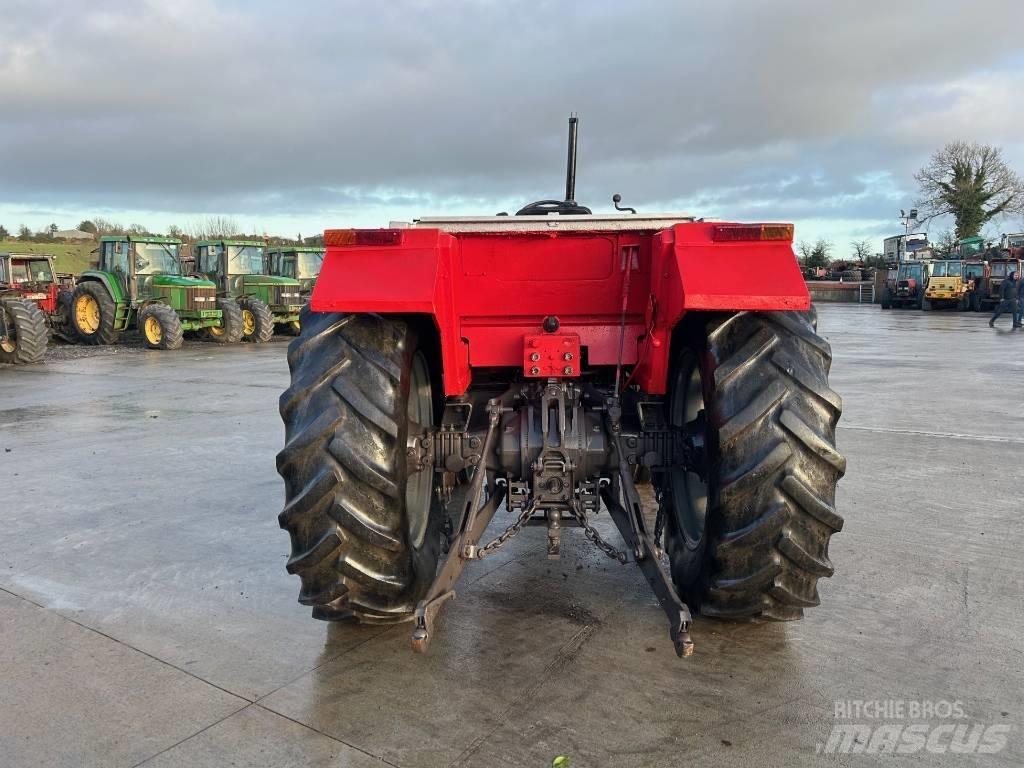 Massey Ferguson 385 Traktory