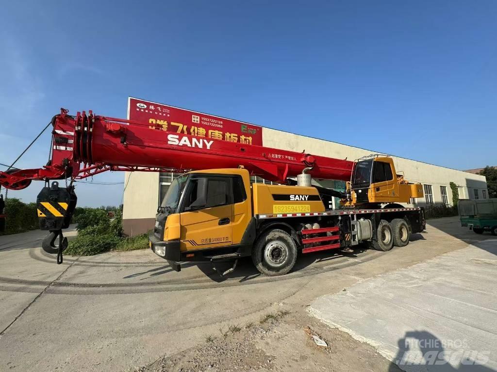 Sany STC 500 Univerzálne terénne žeriavy