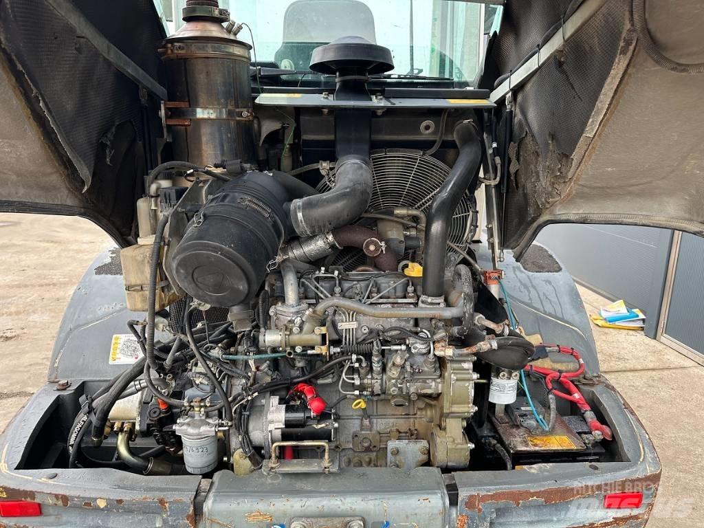 Liebherr L 506 Kolesové nakladače