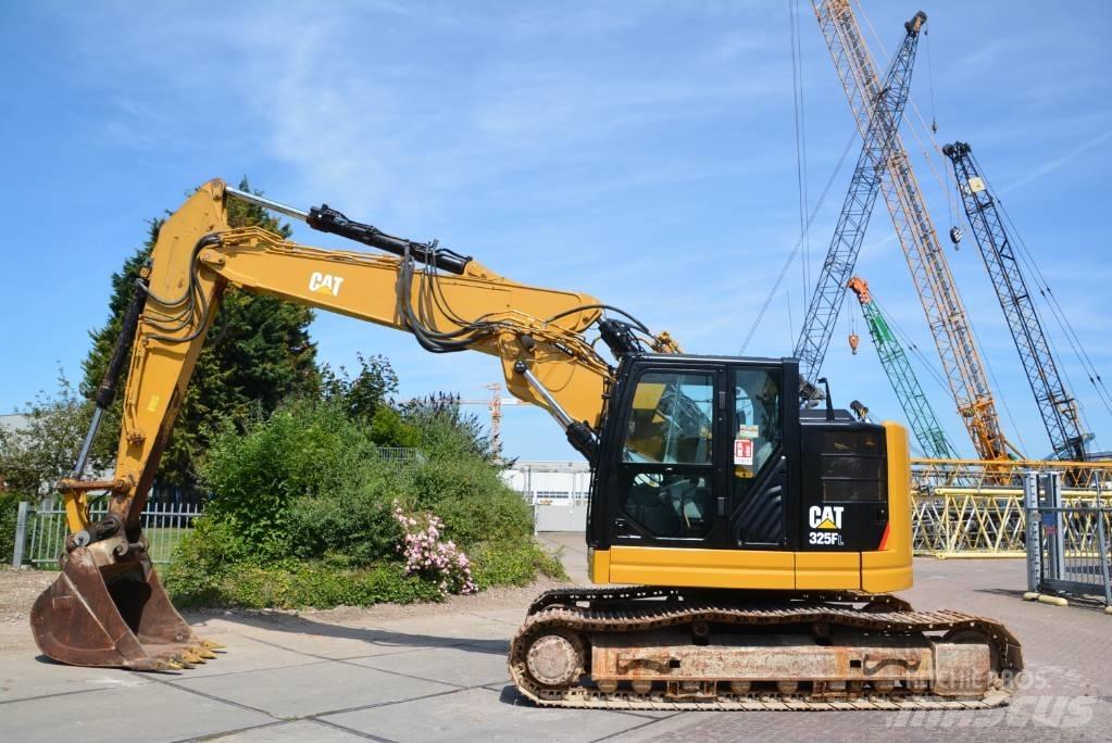 CAT 325 FL CR Pásové rýpadlá