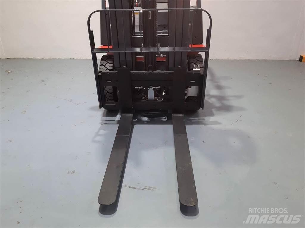 Heli CPCD25 XC26H Dieselové vozíky