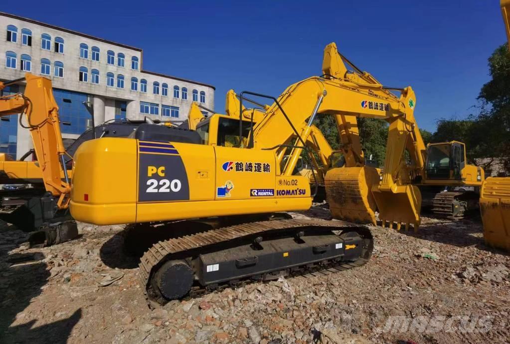 Komatsu PC 220-8 Pásové rýpadlá