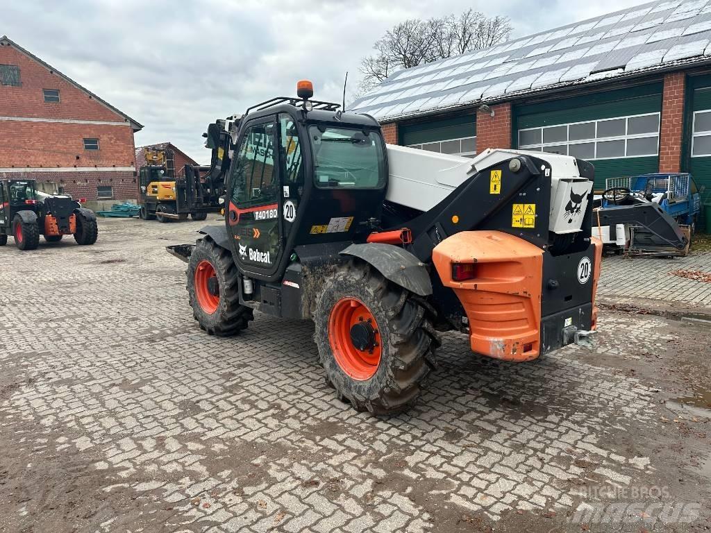 Bobcat T 40180 3B Teleskopické manipulátory