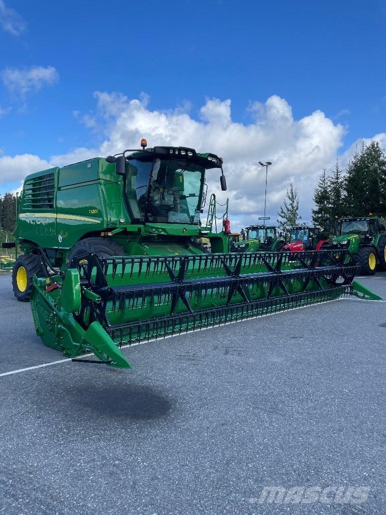 John Deere T 550 Kombinované zberacie stroje
