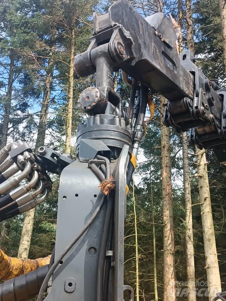 Ponsse Bear 8W Harvestory