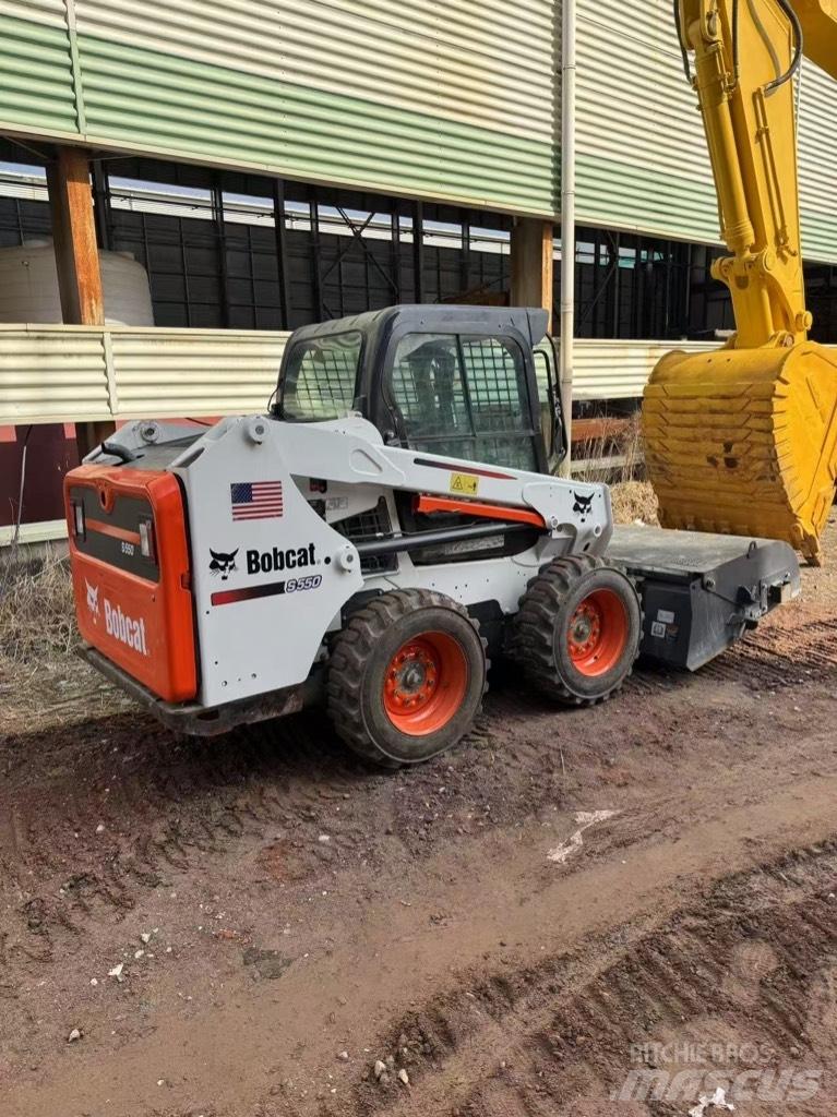Bobcat S 550 Šmykom riadené nakladače