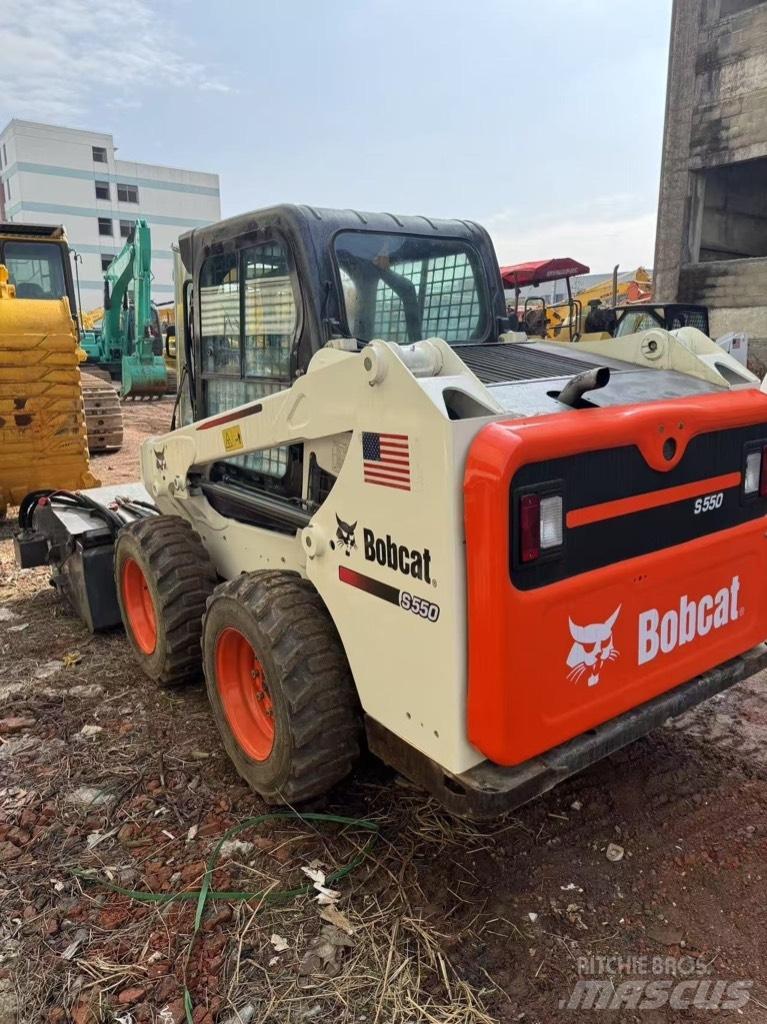 Bobcat S 550 Šmykom riadené nakladače