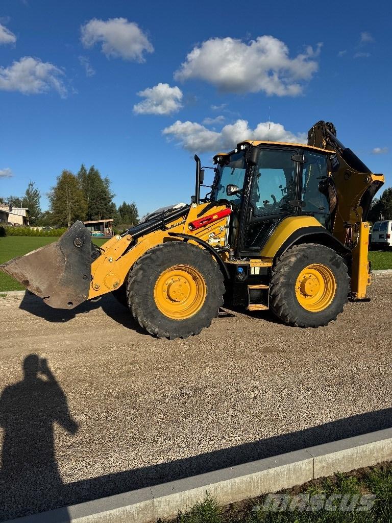 CAT 444 Rýpadlo-nakladače