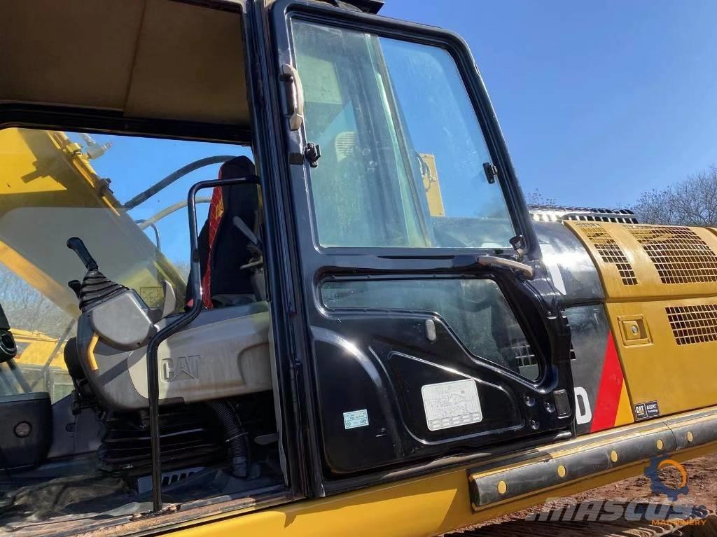 CAT 325 D Pásové rýpadlá