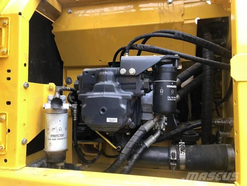 Komatsu PC 210 LC Pásové rýpadlá