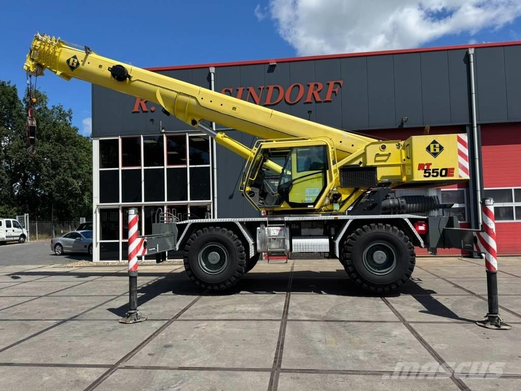 Grove RT 550 E Žeriavy pre ťažký terén