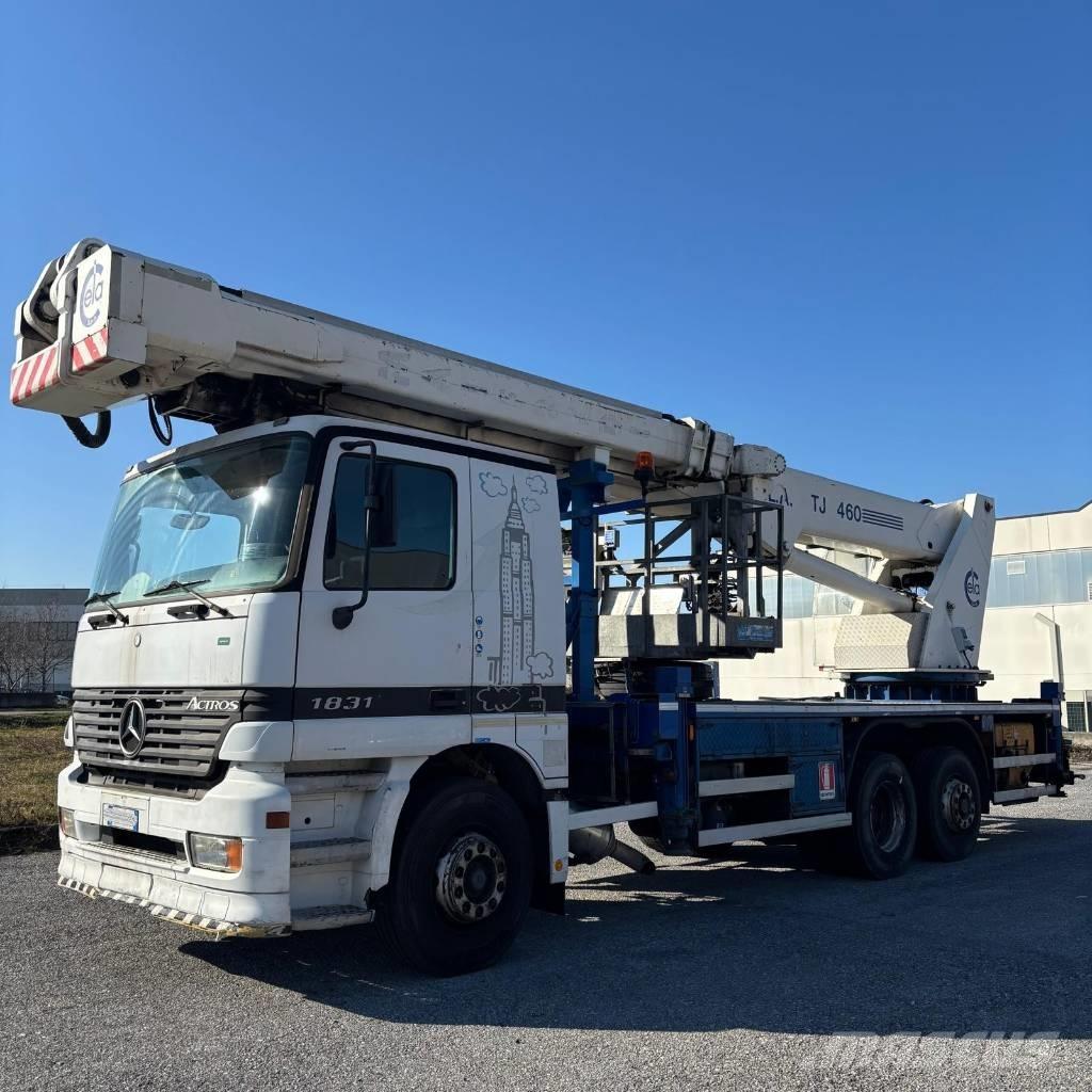 Cela TJ460 Autoplošiny