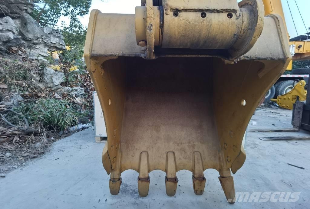 CAT 315d2 Pásové rýpadlá