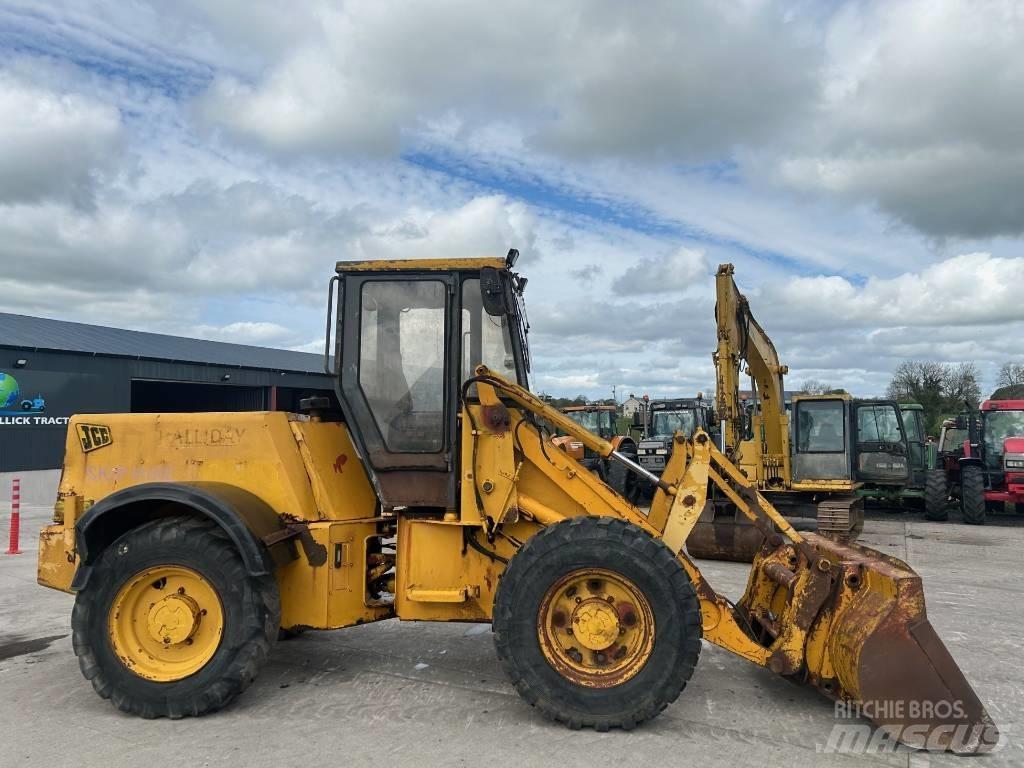 JCB 410 Kolesové nakladače