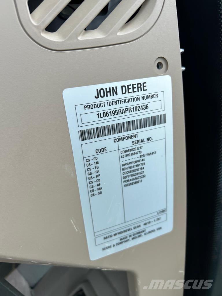 John Deere 6R 195 Traktory