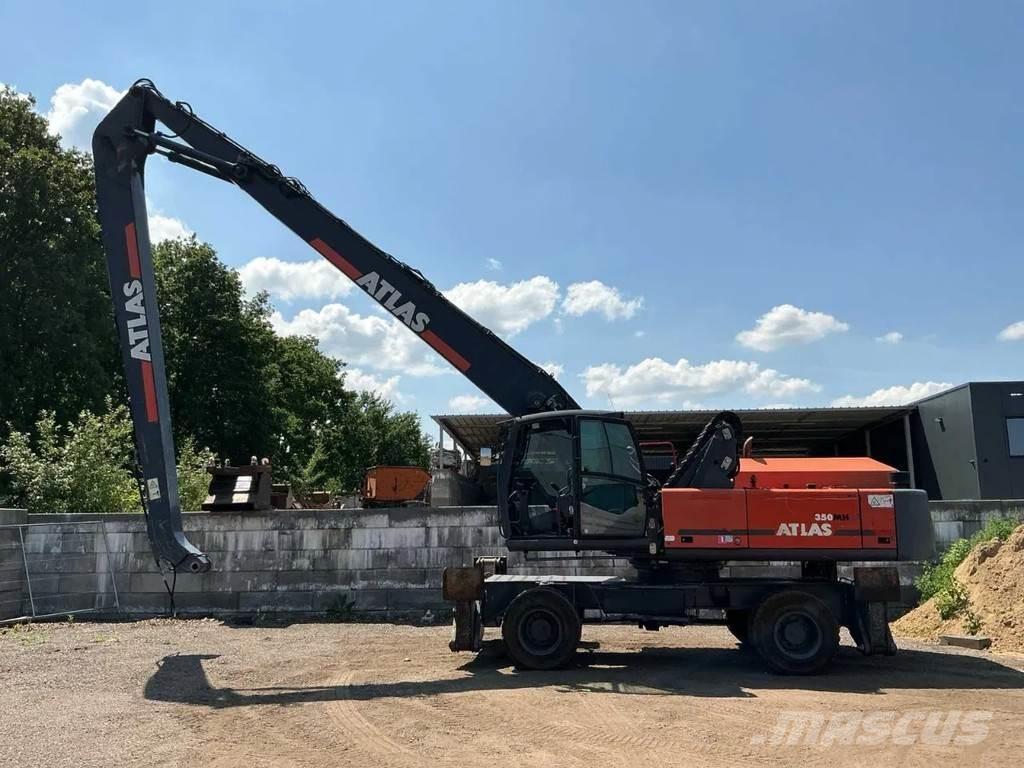 Atlas 350 MH Stroje pre manipuláciu s odpadom