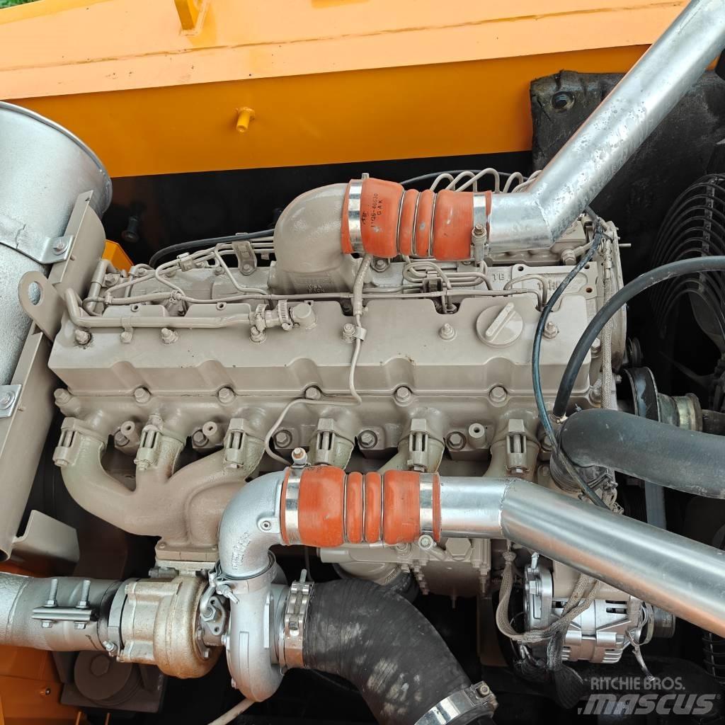 Hyundai 305-9T Pásové rýpadlá