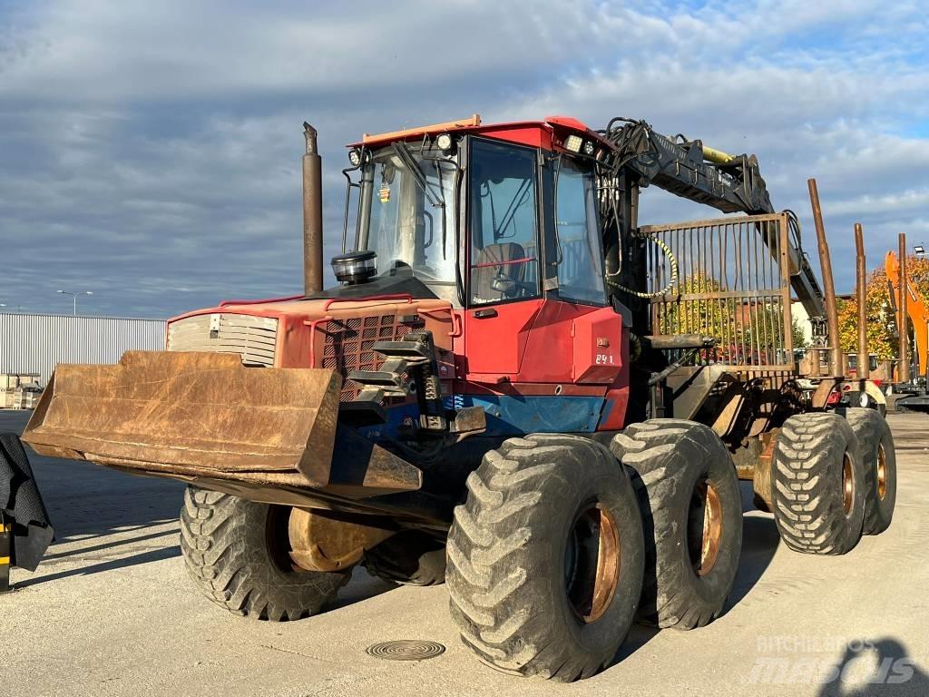 Valmet 890 Lesné traktory