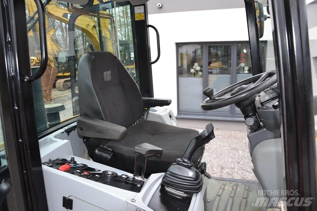 CAT 908 H 2 Kolesové nakladače